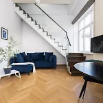 Appartamento Diplomatica I High Ceilings I Parking I Easy Check-in I Cohost *