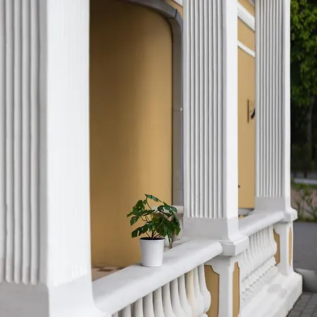 Diplomatica I High Ceilings I Parking I Easy Check-in I Cohost Apartamento Kaunas