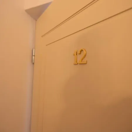 Diplomatica I High Ceilings I Parking I Easy Check-in I Cohost Apartament *