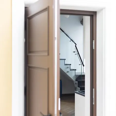 Diplomatica I High Ceilings I Parking I Easy Check-in I Cohost Apartament *