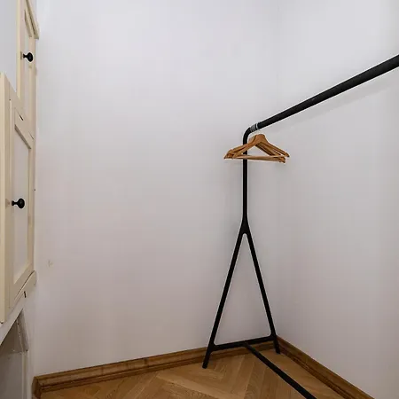 Apartamento Diplomatica I High Ceilings I Parking I Easy Check-in I Cohost