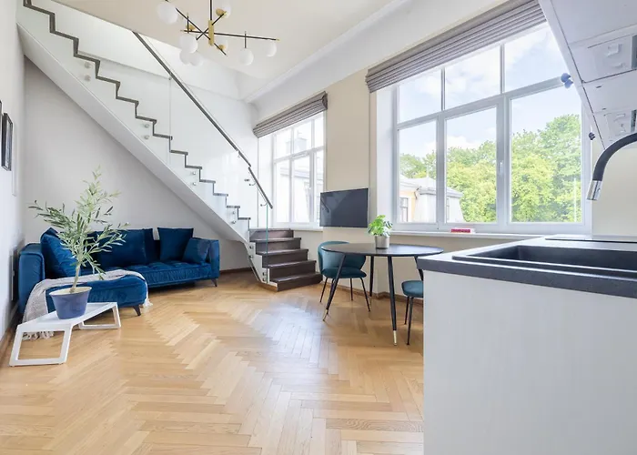 Diplomatica I High Ceilings I Parking I Easy Check-in I Cohost カウナス