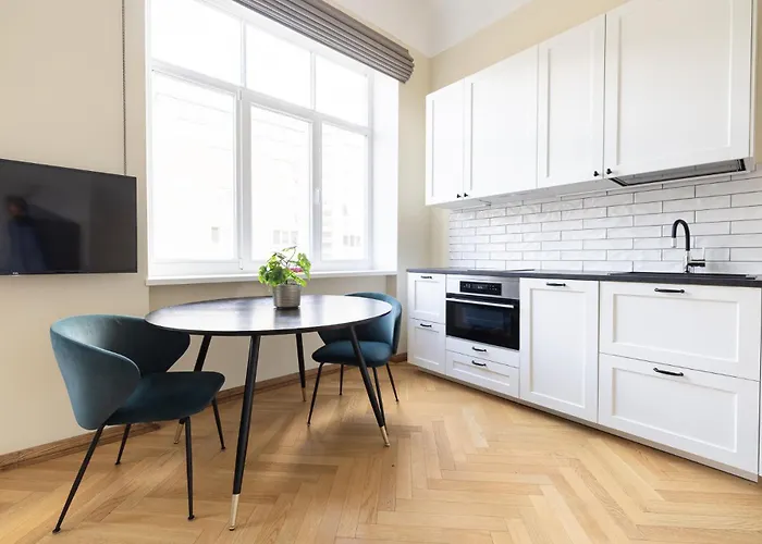 Diplomatica I High Ceilings I Parking I Easy Check-in I Cohost カウナス