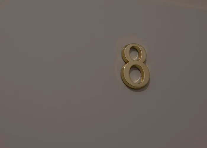 Diplomatica I High Ceilings I Parking I Easy Check-in I Cohost アパート カウナス